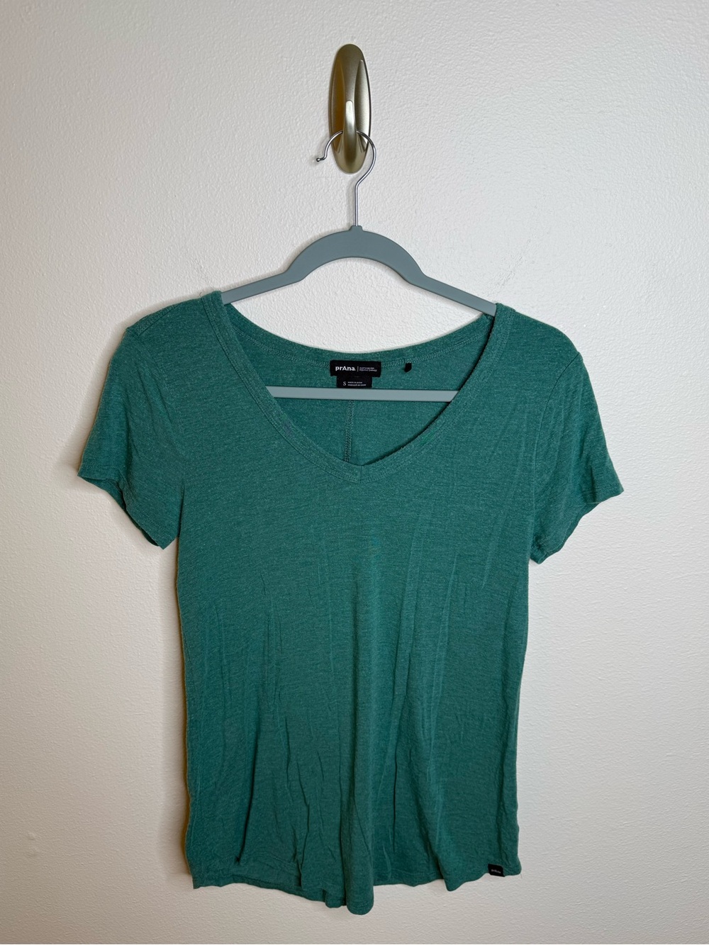 prAna Foundation 365 V Neck T-shirt Womens Small Dark Aquamarine Tencel Modal